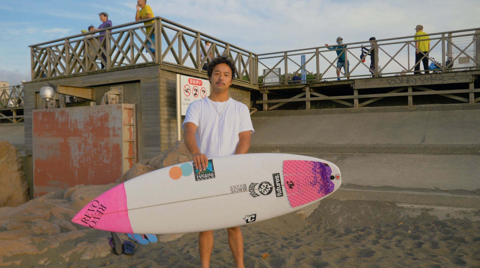 STAB in the dark2022で話題のLost SurfBoards「Driver 3.0」 | Quiiver